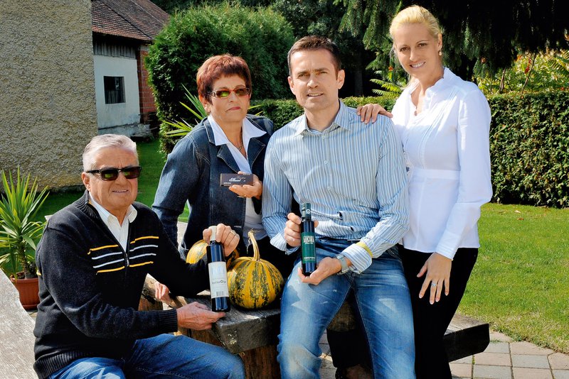Gorazd Kocbek nadaljuje družinsko tradicijo predelave bučnega olja.